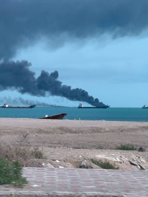 �������� �������� ��������� 3 �������� ����� � ���������� ������