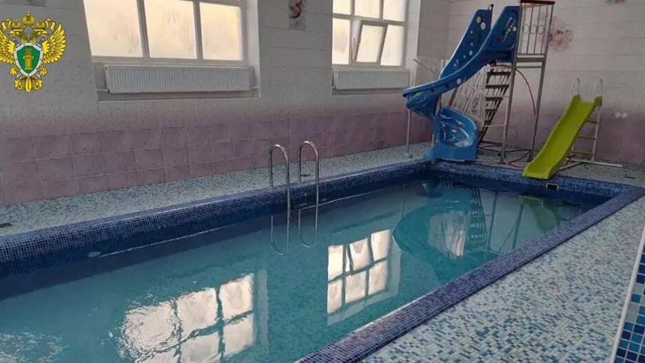 Девять детей отравились парами хлора в бассейне в башкирском Стерлитамаке