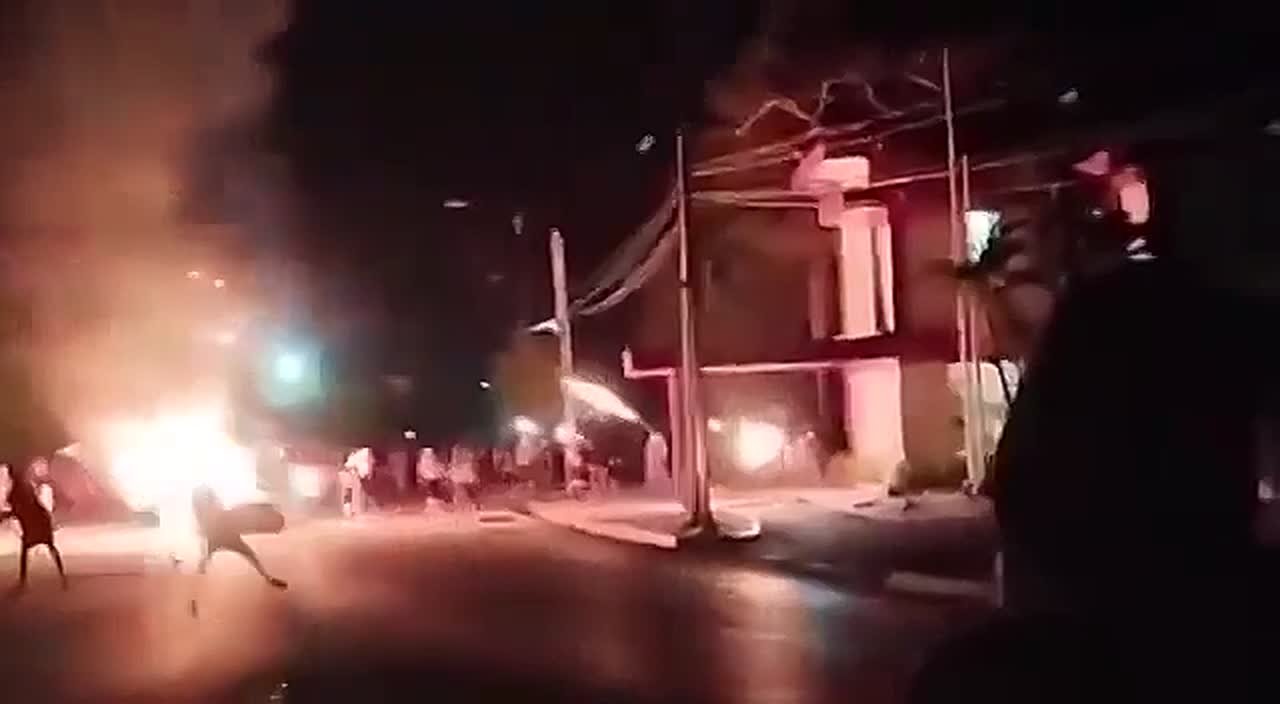 Юрий Котенок: Между прочим, на Кубе уже погромы