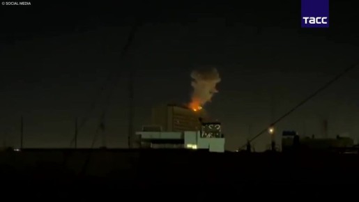 В Багдаде гостиницу Al Rasheed атаковали беспилотником, сообщает телеканал Al Jazeera